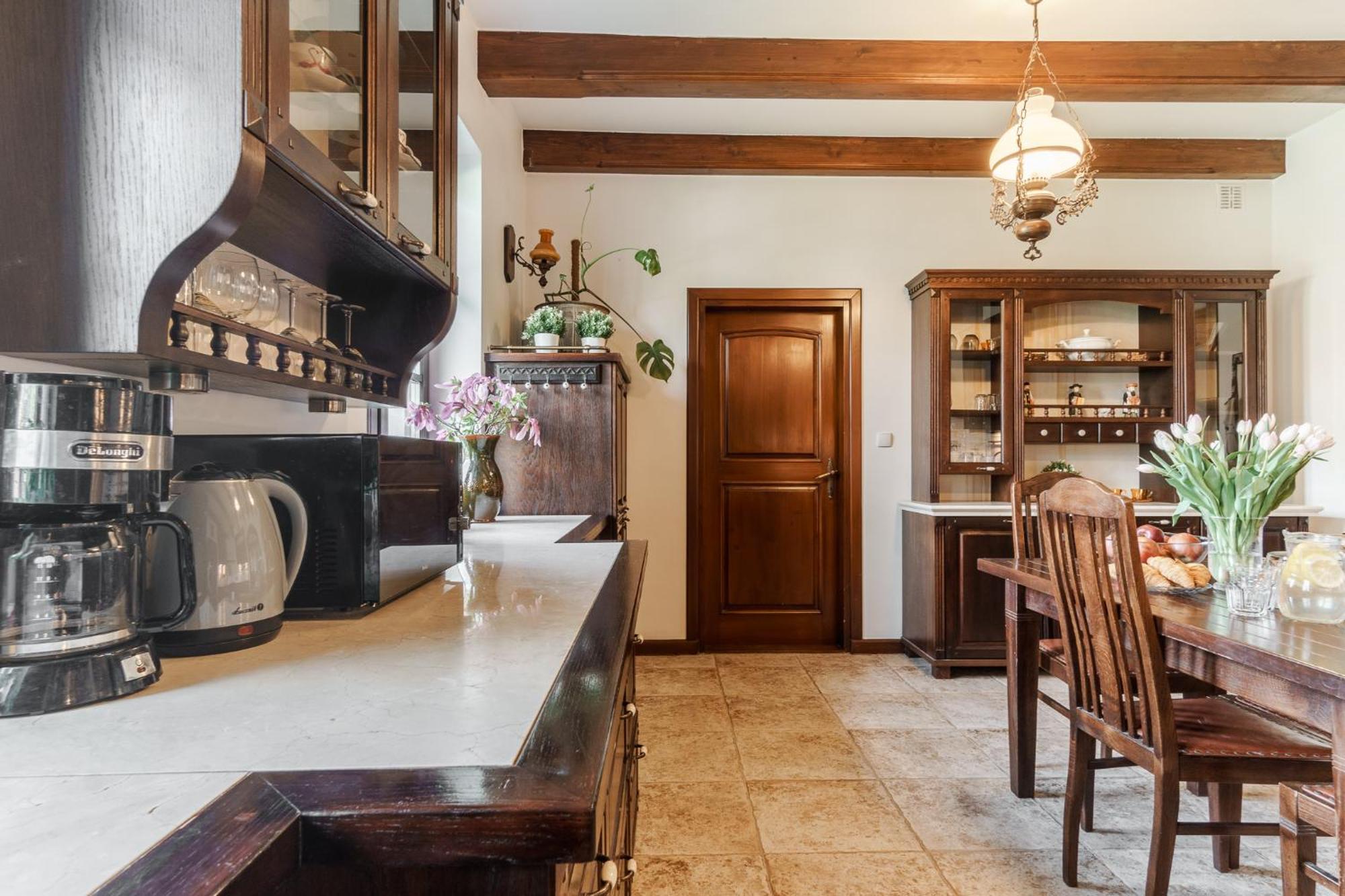 Apartamenty W Dworku Cheval クラクフ エクステリア 写真